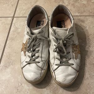 Golden goose silver with gold star size 8